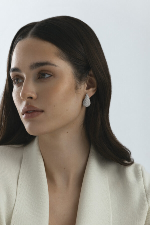 Pavé Daring Large Earrings - Bild 6