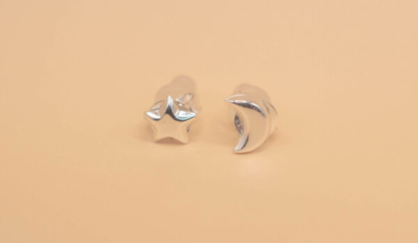 Stjärnformad örhänge