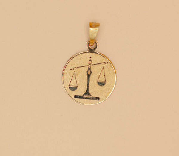 Libra hänge