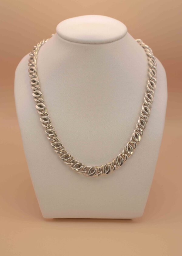 Bismark Halsband