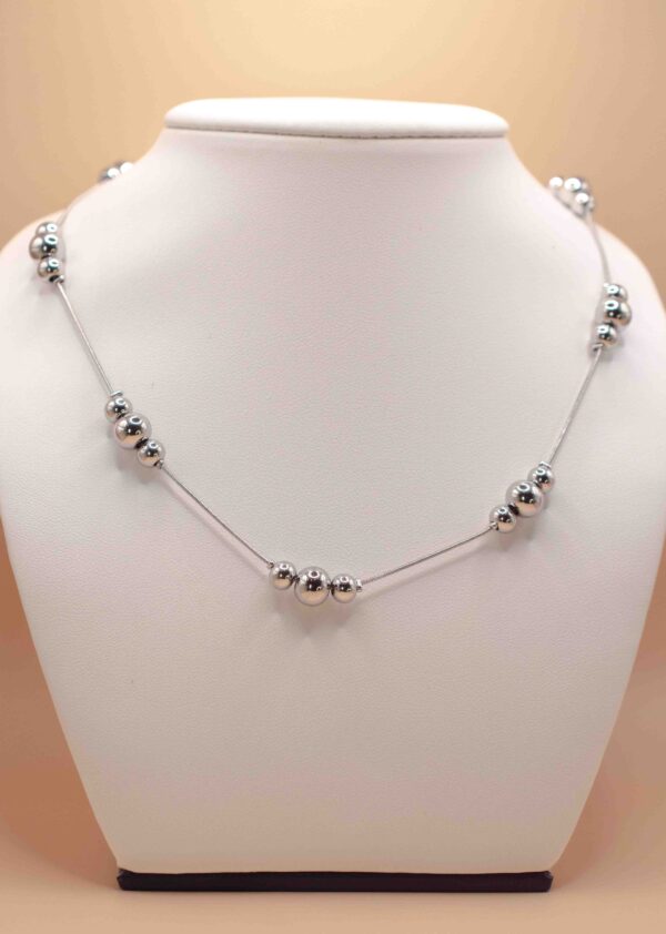 Halsband