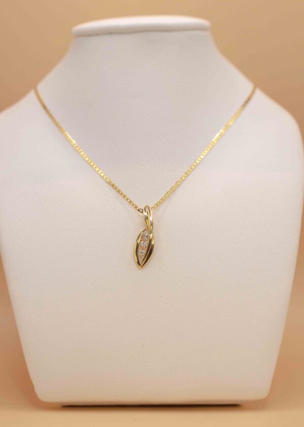 Halsband