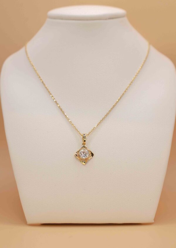 Halsband