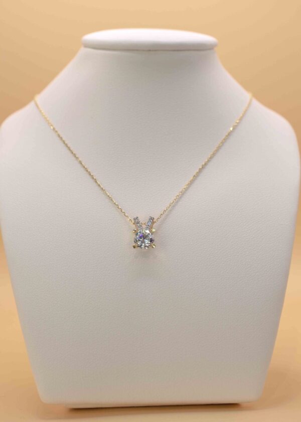 Ankar kedja med hänge