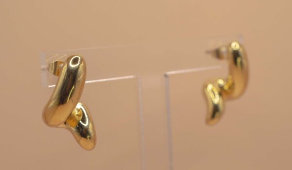 Guldfärgad Örhängen