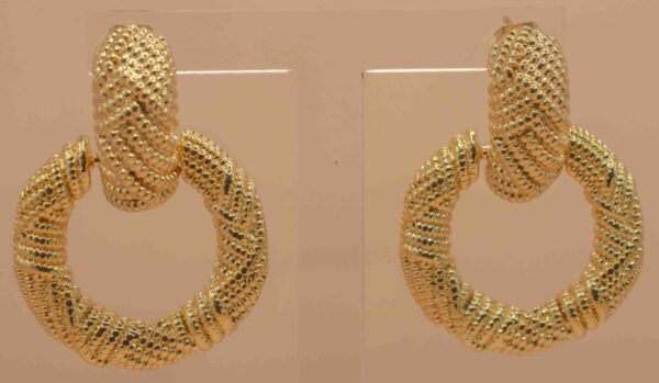 Guldfärgad Örhängen