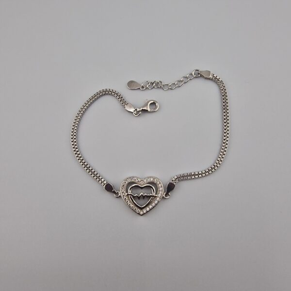 Hjärtformad armband