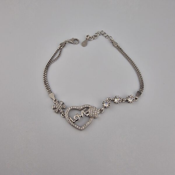 Hjärtformad armband