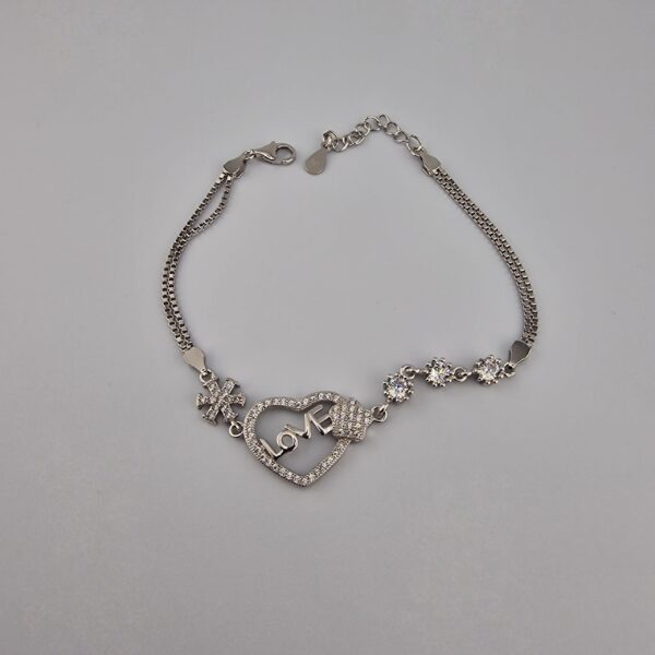 Hjärtformad armband