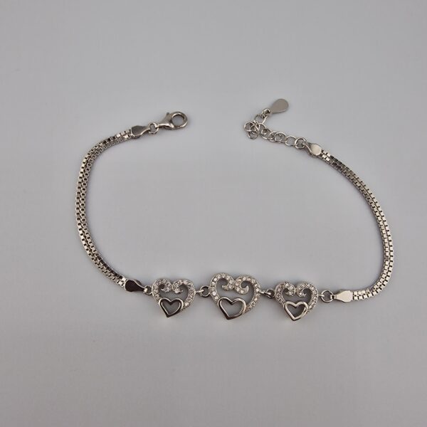 Hjärtformad armband