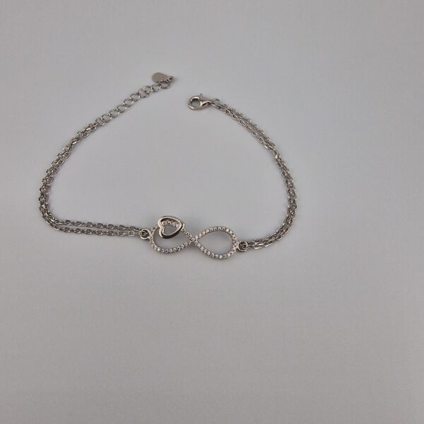 Infinity armband med zirgon
