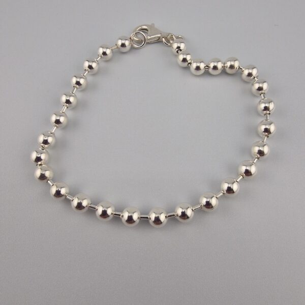 Pärlarmband