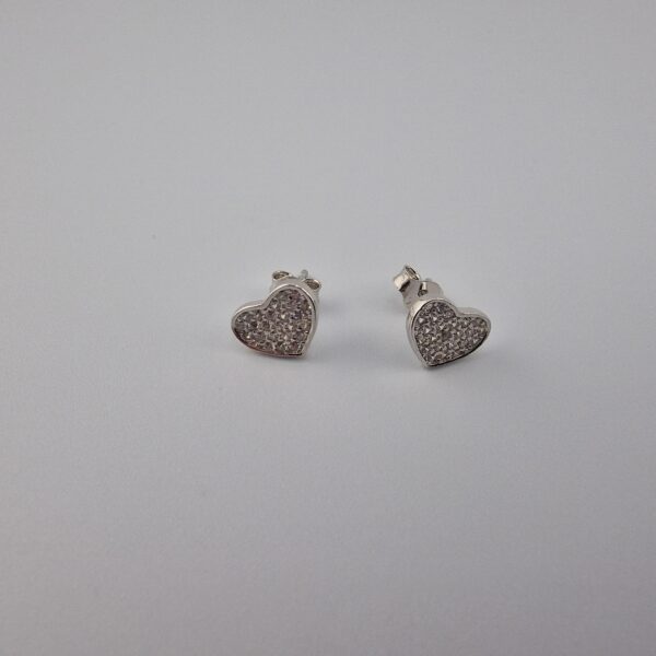 Hjärtformad örhänge