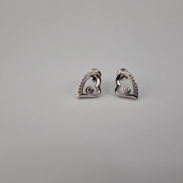 Hjärtformad örhänge