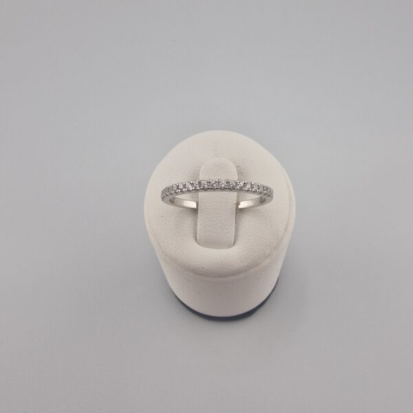 Damring med Zirkonsten