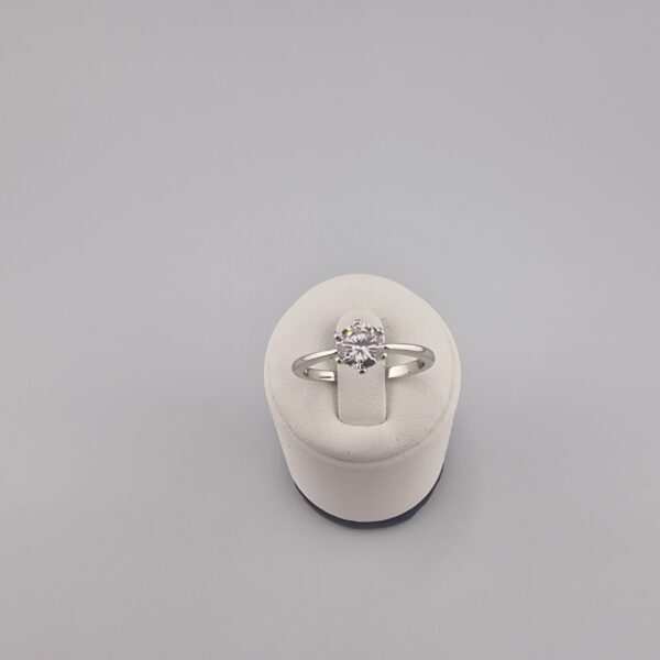 Damring med Zirkonsten