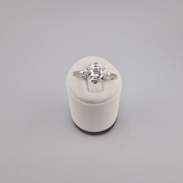 Damring med Zirkonsten