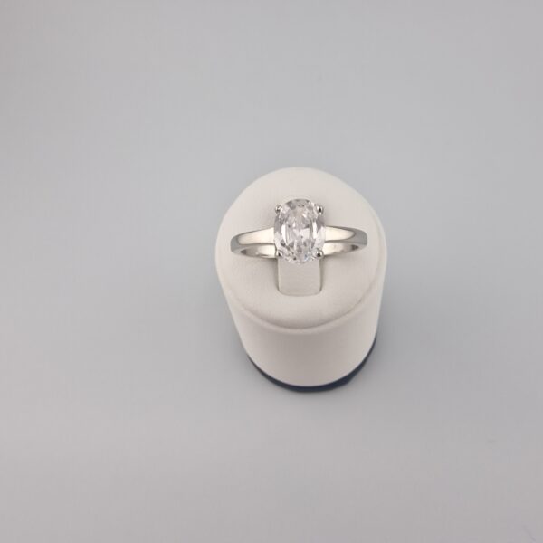 Damring med Zirkonsten