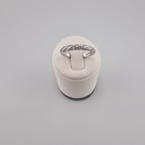 Damring med Zirkonsten