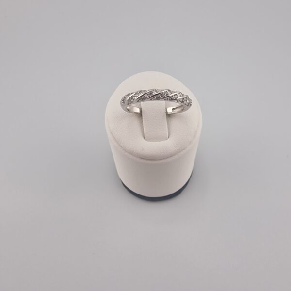 Damring med Zirkonsten