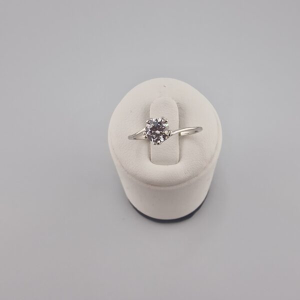 Damring med Zirgonsten